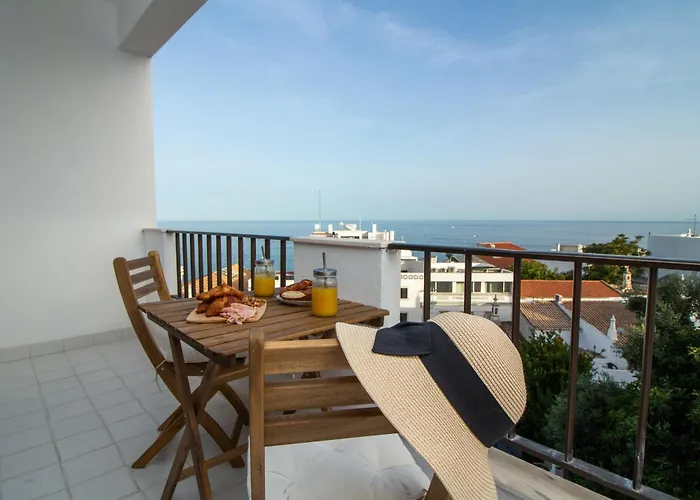 Апартаменты Old Town Panoramic Nearthe